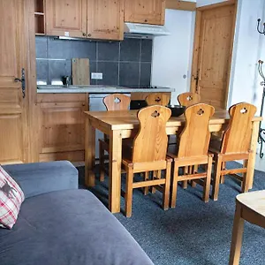  Appartement Rez De Chalet, Sauna Exterieur, Wifi, 4-6 Pers, 50m2